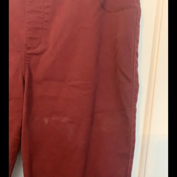 Women's Jeggings - Picture 2 of 8